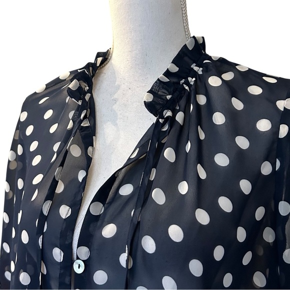 Show Me Your Mumu Alicia Tunic Button Down Shirt SZ Medium Navy Polka Dot Sheer - Picture 3 of 8